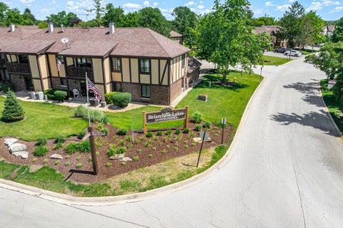 Tiny photo for 1753 Plymouth Court #B, Wheaton, IL 60189 (MLS # 12680679)