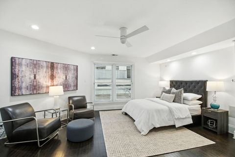 Tiny photo for 69 E Cedar Street, Chicago, IL 60611 (MLS # 12499549)