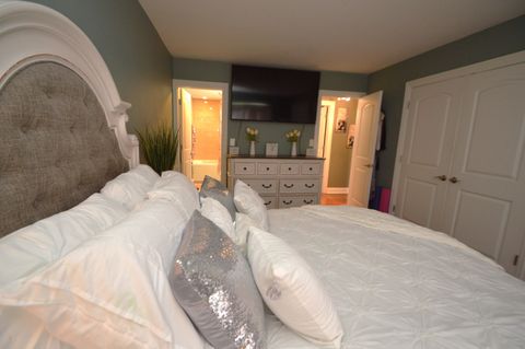 Tiny photo for 5400 Walnut Avenue #111, Downers Grove, IL 60515 (MLS # 12643177)