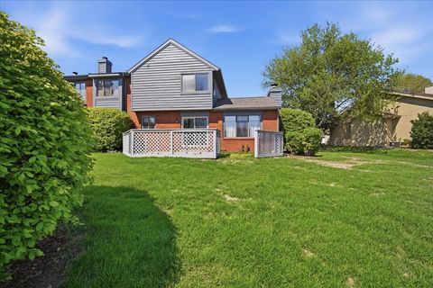 Tiny photo for 2 Sun Pointe Court #2A, Bloomington, IL 61704 (MLS # 12618854)