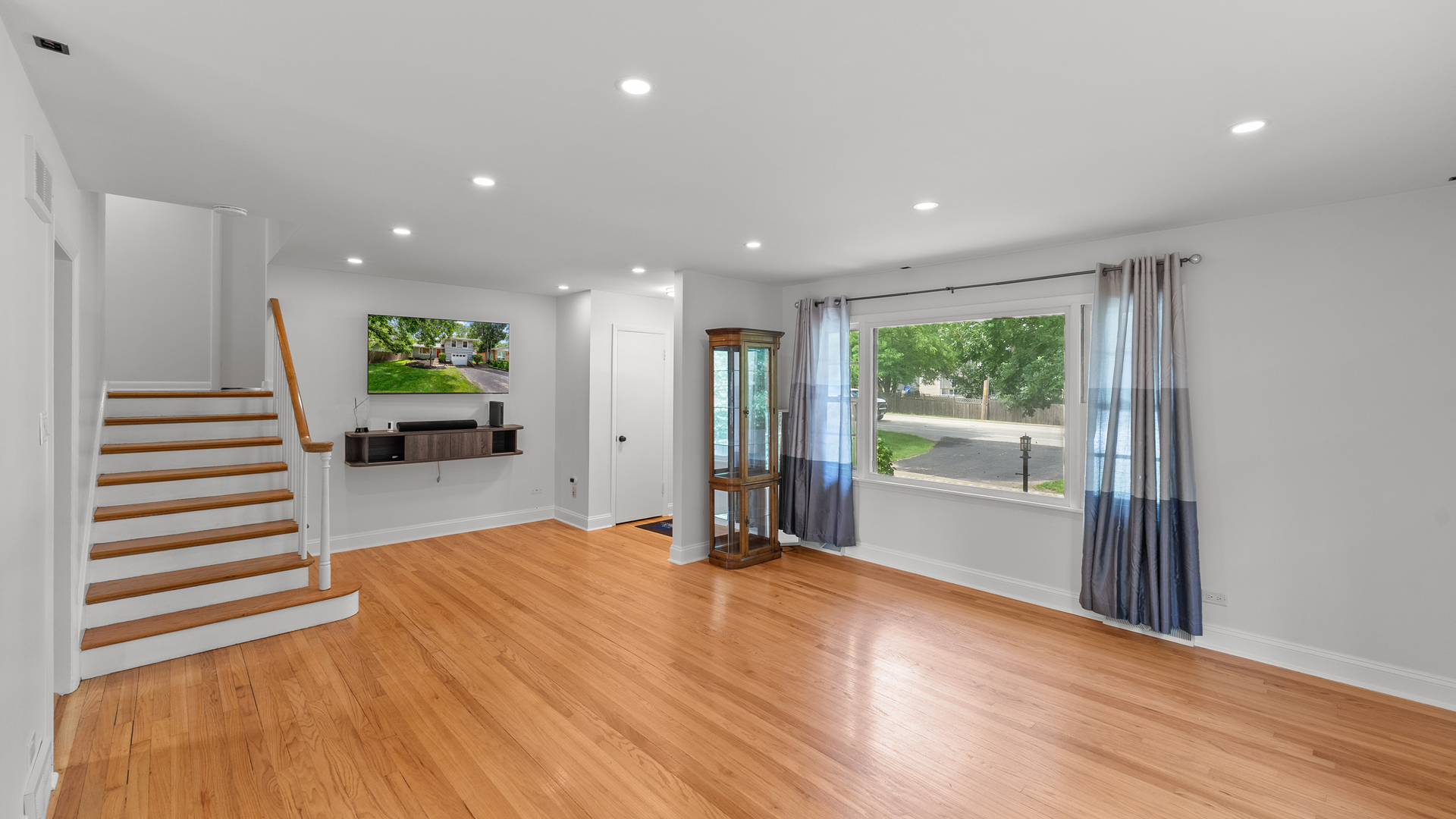 715 E Main Street