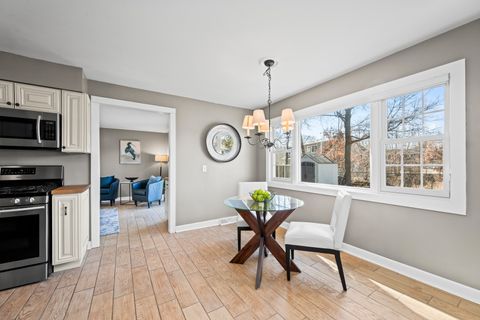 Tiny photo for 1320 N Douglas Avenue, Arlington Heights, IL 60004 (MLS # 12582071)