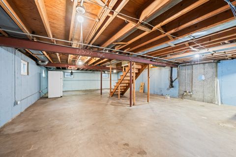 Tiny photo for 1320 N Douglas Avenue, Arlington Heights, IL 60004 (MLS # 12582071)