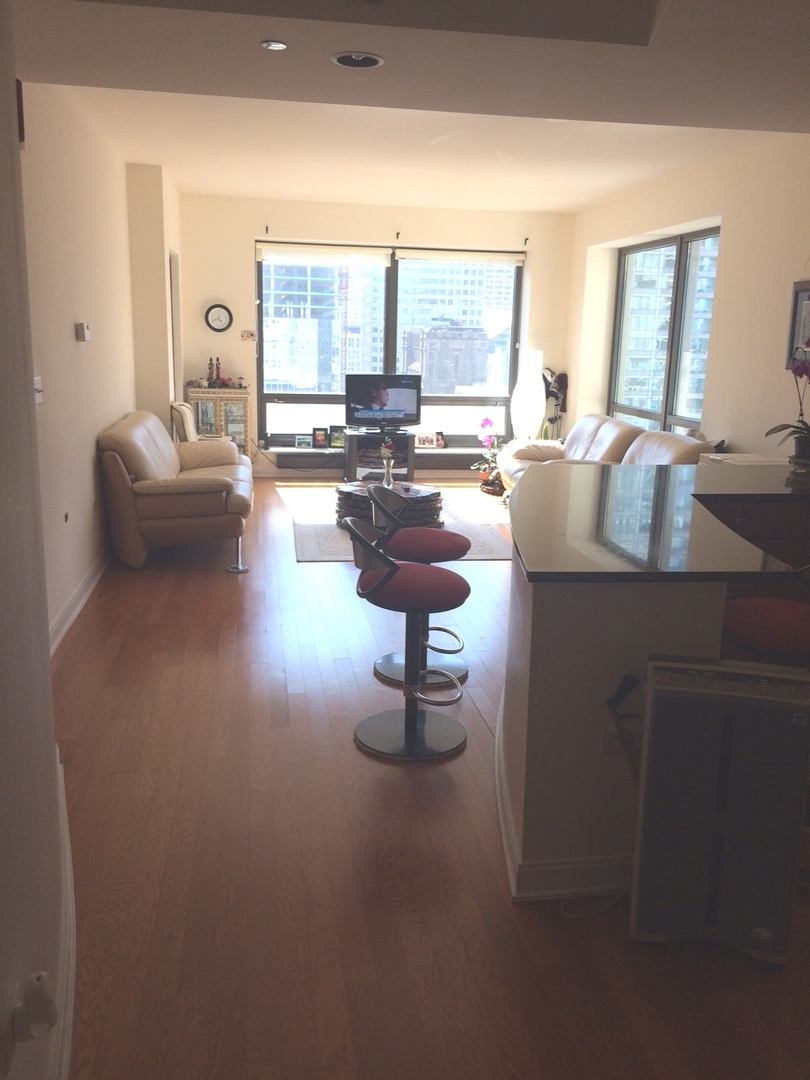 130 N Garland Court 2502