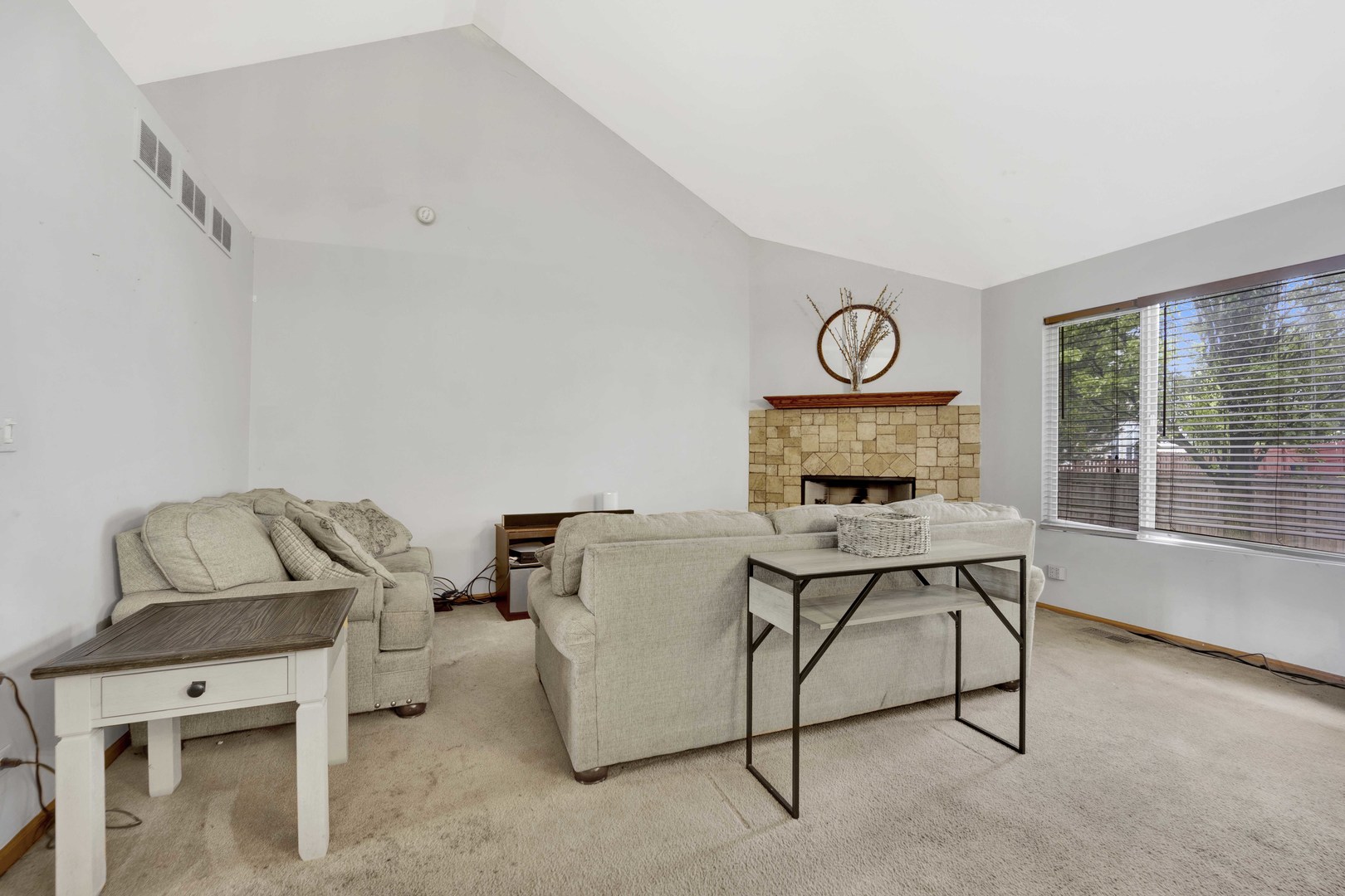 1499 Raven Drive