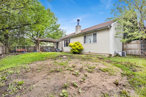 Tiny photo for 1499 Raven Drive, Bolingbrook, IL 60490 (MLS # 12379130)