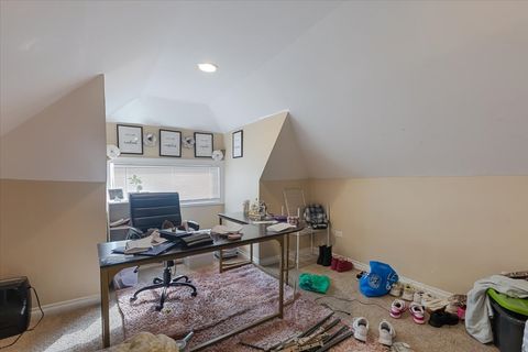Tiny photo for 8225 S MANISTEE Avenue, Chicago, IL 60617 (MLS # 12489383)