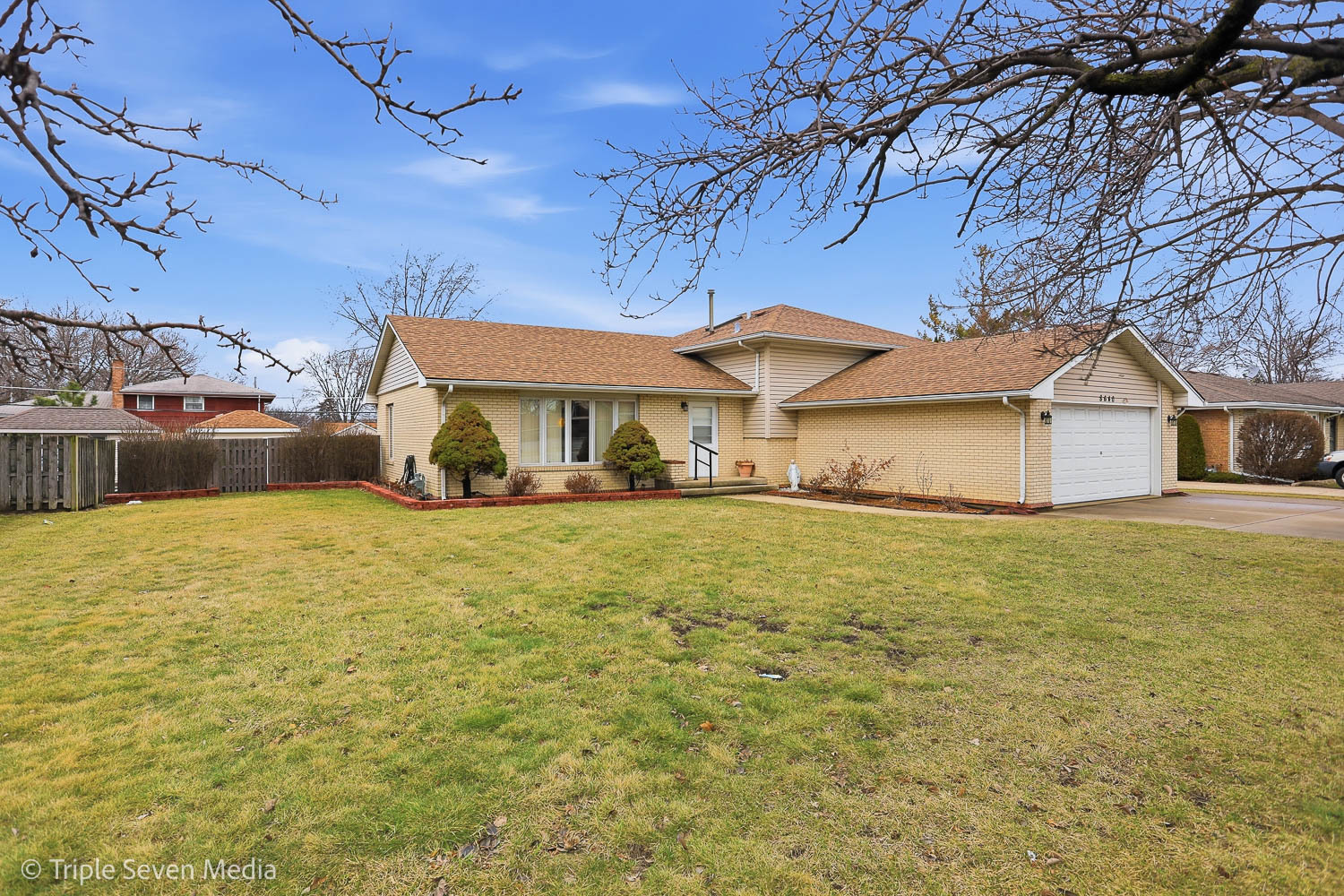 8640 Narragansett Avenue