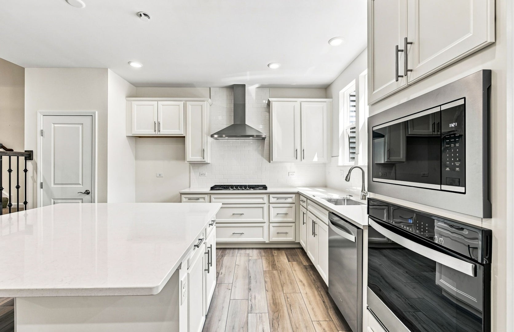 2812 Preserve Circle 09002