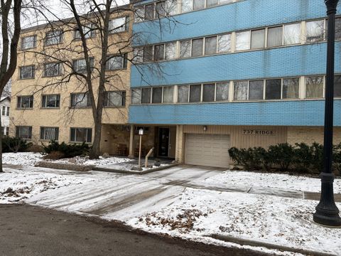 737 Ridge Avenue 1L Evanston IL 60602