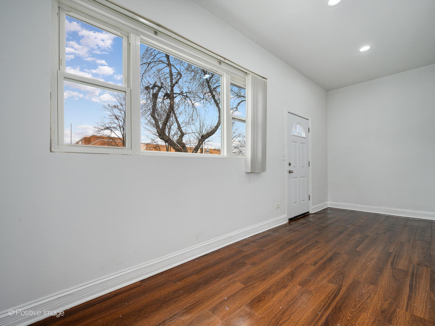 4530 W Maypole Avenue