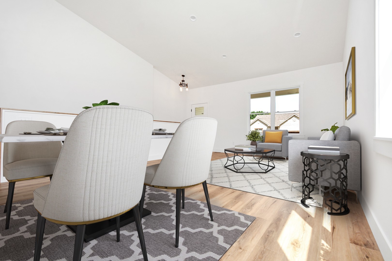 Bloomington, Illinois 61704, United States, 2 Bedrooms Bedrooms, ,3 BathroomsBathrooms,Residential,Active,187485