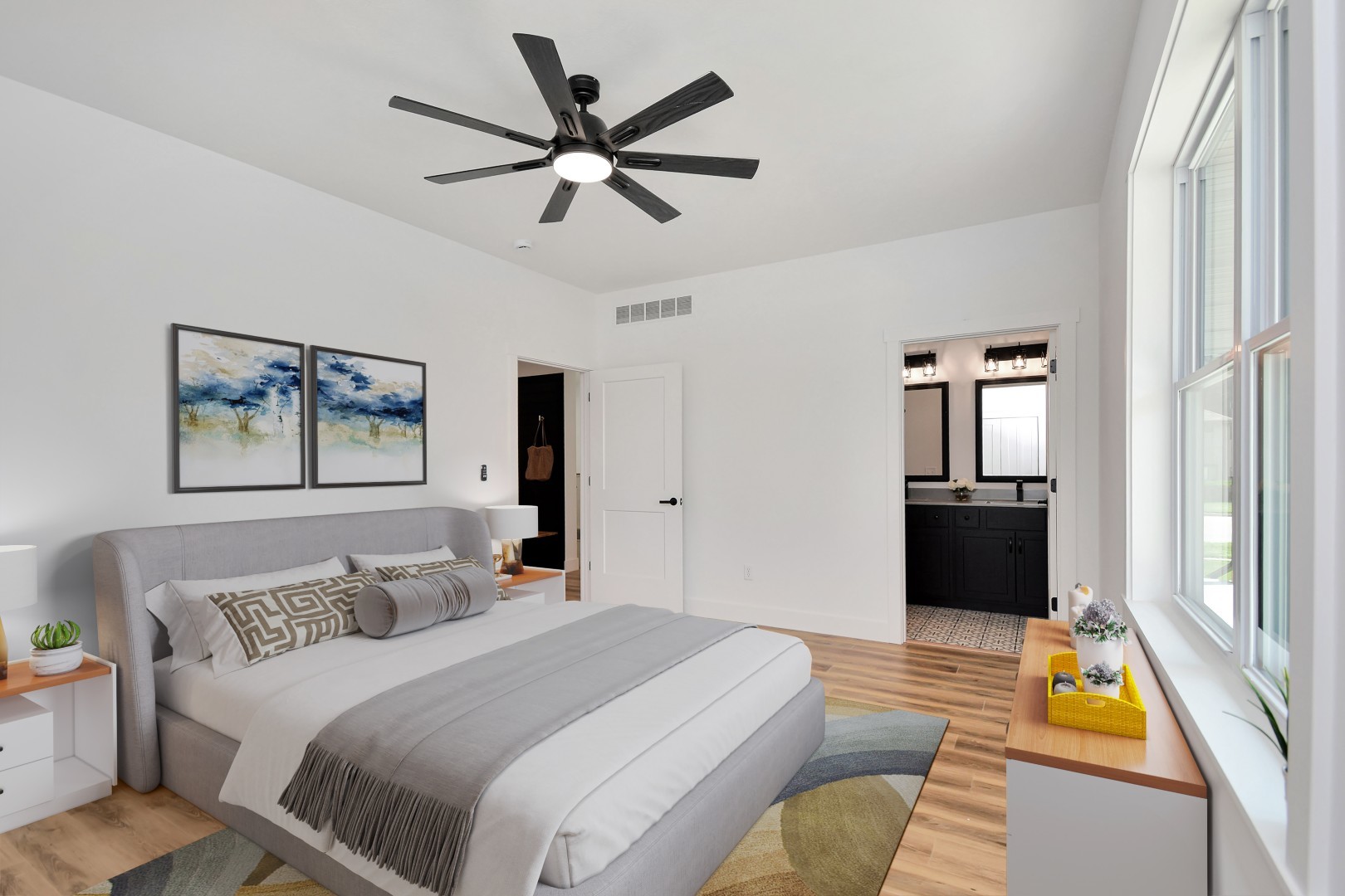 Bloomington, Illinois 61704, United States, 2 Bedrooms Bedrooms, ,3 BathroomsBathrooms,Residential,Active,187485