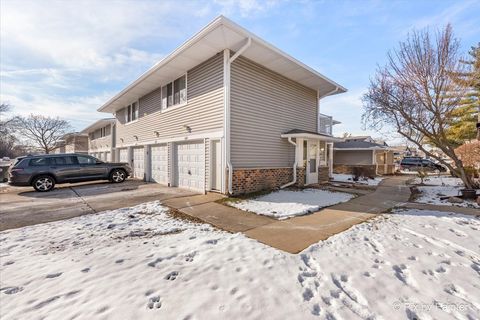 Tiny photo for 6207 Kit Carson Drive #6207, Hanover Park, IL 60133 (MLS # 12542813)