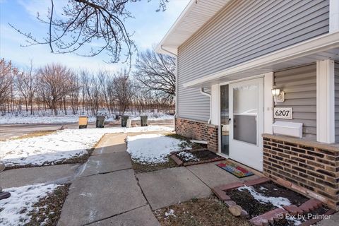 Tiny photo for 6207 Kit Carson Drive #6207, Hanover Park, IL 60133 (MLS # 12542813)