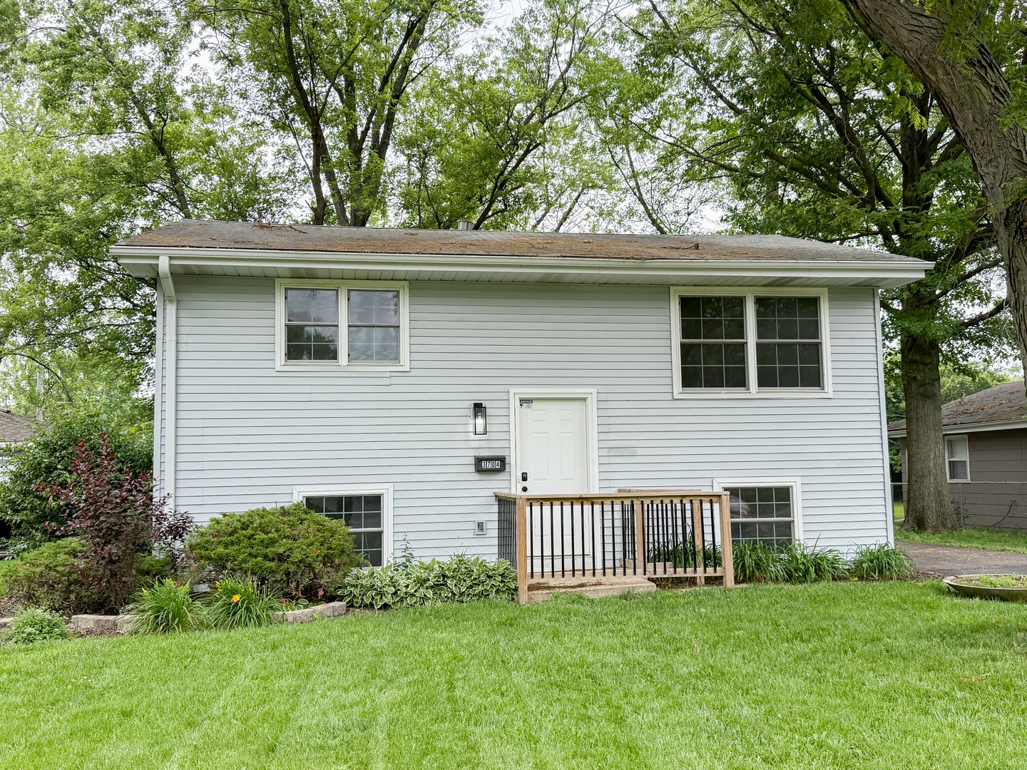 3704 Linden Road
