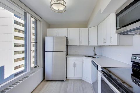 Tiny photo for 1400 N STATE Parkway #18A, Chicago, IL 60610 (MLS # 12497535)