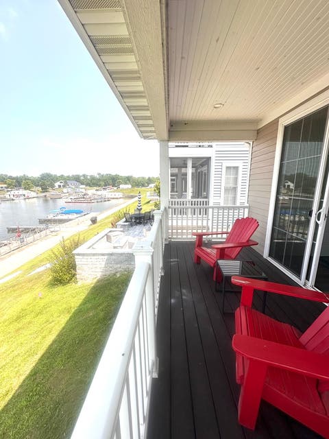 Tiny photo for 226 Leeward Way, Ottawa, IL 61350 (MLS # 12709265)