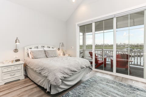 Tiny photo for 226 Leeward Way, Ottawa, IL 61350 (MLS # 12709265)