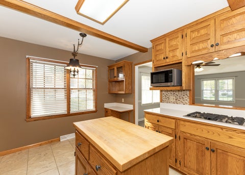Tiny photo for 702 4th Avenue, Camanche, IA 52730 (MLS # 12781251)