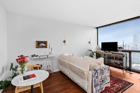 Tiny photo for 4343 N Clarendon Avenue #2801, Chicago, IL 60613 (MLS # 12759827)