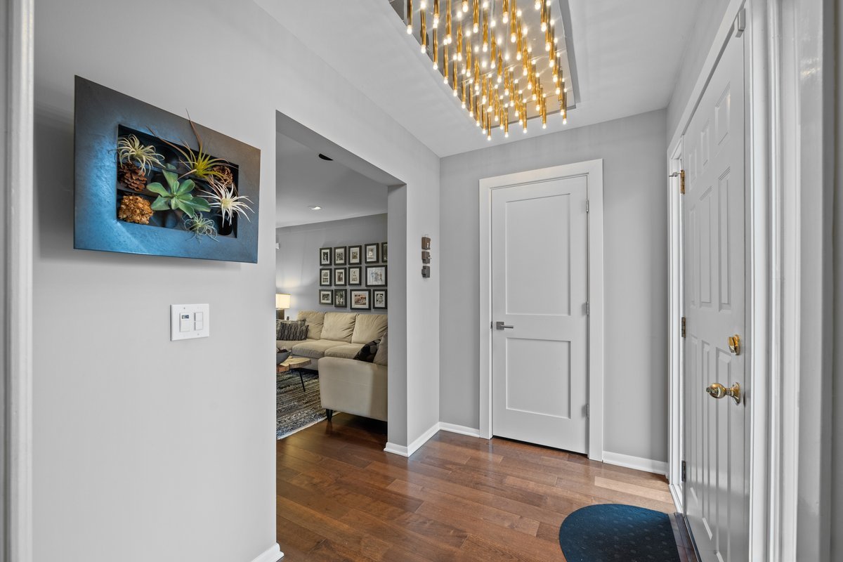 185 Carlisle Avenue