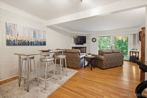 Tiny photo for 250 Kenston Court #250, Geneva, IL 60134 (MLS # 12768832)