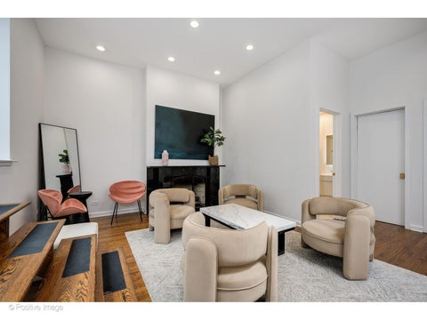 Tiny photo for 32 E BELLEVUE Place, Chicago, IL 60611 (MLS # 12756996)