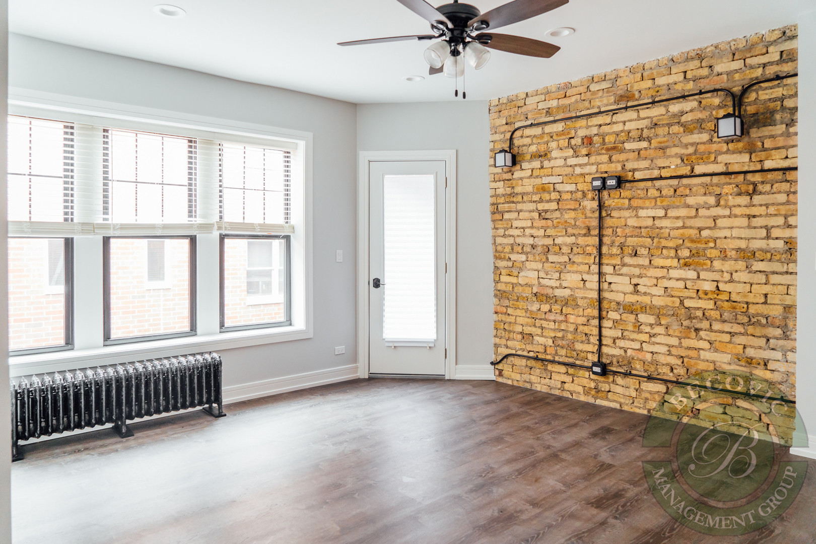 6109 N Winthrop Avenue 3