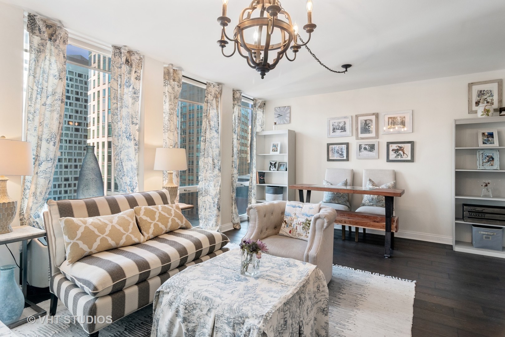 111 E Chestnut Street 19B