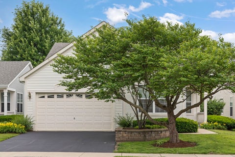 Photo of 16220 Goose Lake Drive, Crest Hill, IL 60403 (MLS # 12682389)