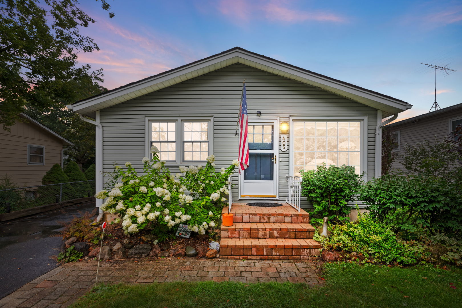 View Round Lake, IL 60073 house