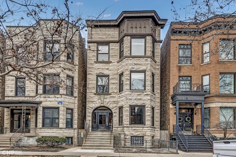 822 W NEWPORT Avenue Chicago IL 60657