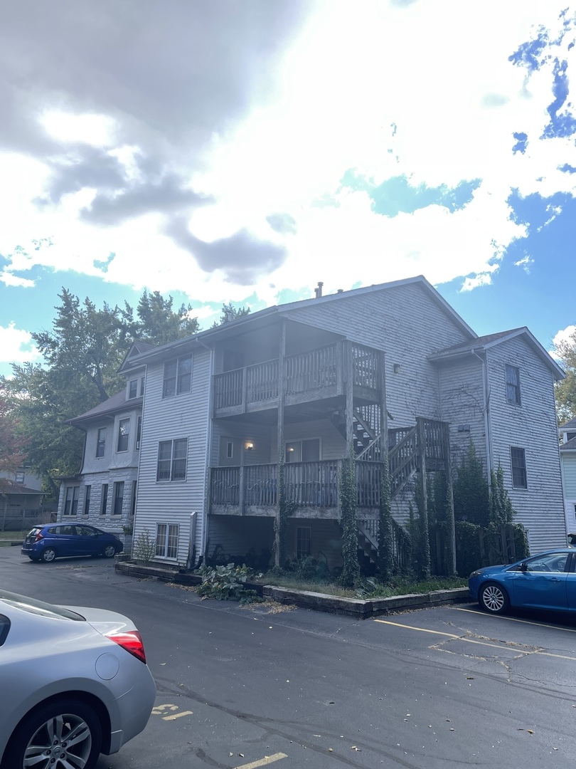 501 College Avenue
