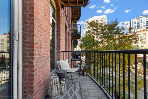 Tiny photo for 550 N Kingsbury Street #316, Chicago, IL 60654 (MLS # 12515043)