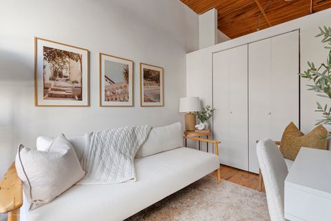 Tiny photo for 550 N Kingsbury Street #316, Chicago, IL 60654 (MLS # 12515043)