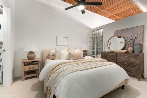 Tiny photo for 550 N Kingsbury Street #316, Chicago, IL 60654 (MLS # 12515043)