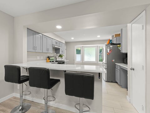 Tiny photo for 972 Westgate Drive, Aurora, IL 60506 (MLS # 12721306)
