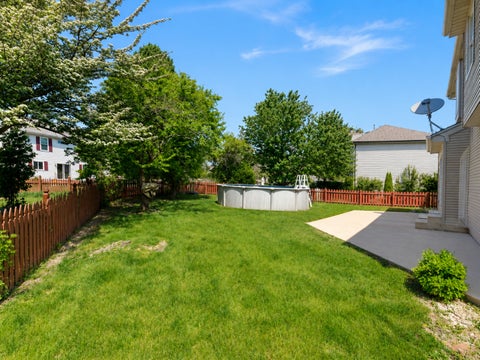 Tiny photo for 972 Westgate Drive, Aurora, IL 60506 (MLS # 12721306)