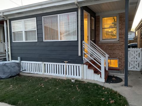 A home in Harwood Heights