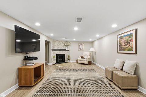 Tiny photo for 5901 N Newark Avenue, Chicago, IL 60631 (MLS # 12619302)