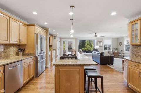 Tiny photo for 5901 N Newark Avenue, Chicago, IL 60631 (MLS # 12619302)