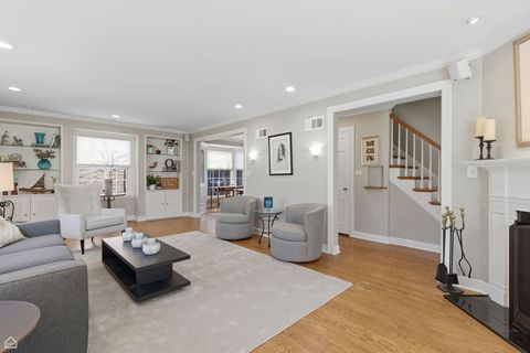 Tiny photo for 5901 N Newark Avenue, Chicago, IL 60631 (MLS # 12619302)