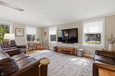 Tiny photo for 5901 N Newark Avenue, Chicago, IL 60631 (MLS # 12619302)