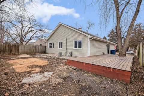 Tiny photo for 122 Longbeach Road, Montgomery, IL 60538 (MLS # 12585379)