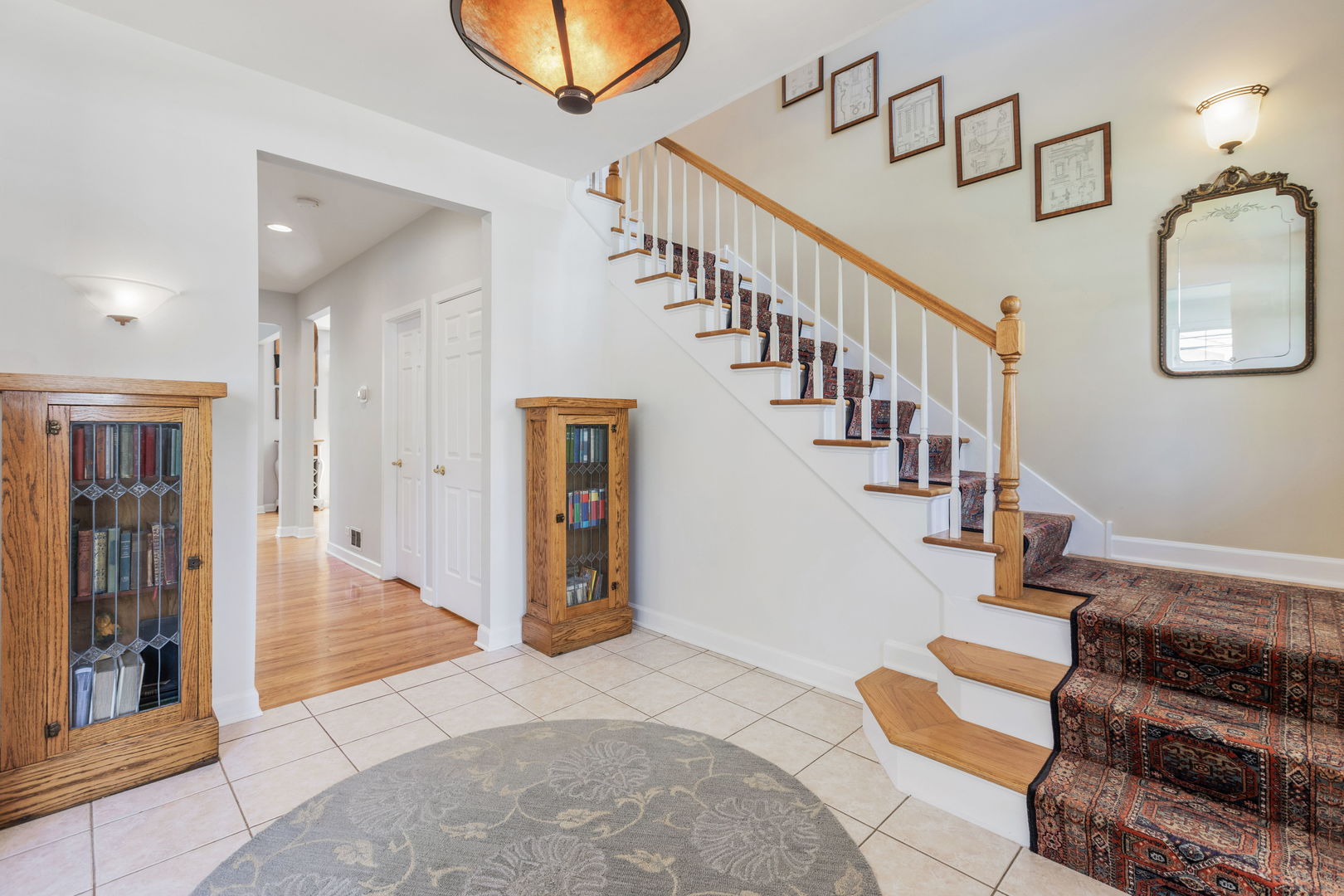 1929 Robincrest Lane