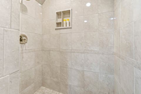 Tiny photo for 6N342 Linden Avenue, Medinah, IL 60157 (MLS # 12698368)