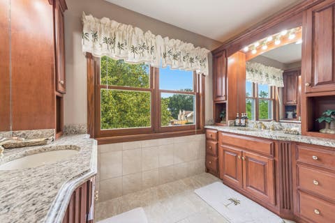 Tiny photo for 6N342 Linden Avenue, Medinah, IL 60157 (MLS # 12698368)