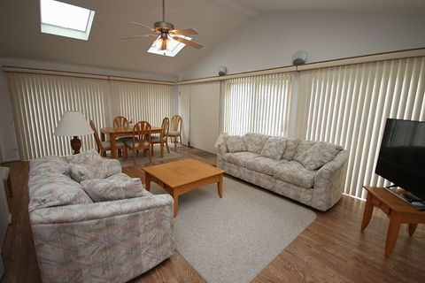 Tiny photo for 209 Gladys Avenue, Fox River Grove, IL 60021 (MLS # 12487475)
