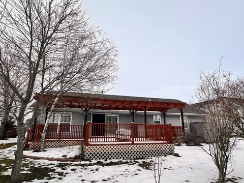 Tiny photo for 1455 Bluebell Lane, Farmer City, IL 61842 (MLS # 12529615)